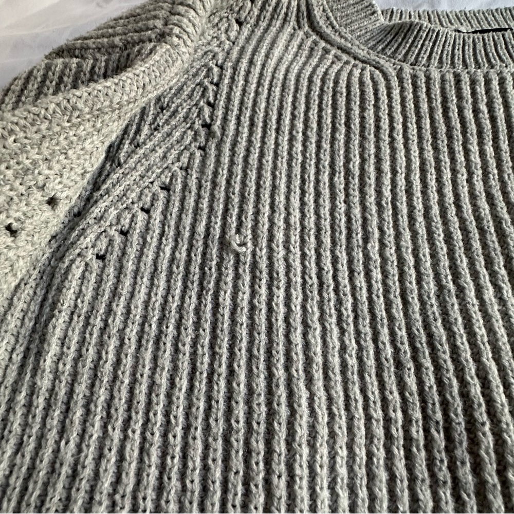 Grey Patterned Knit Sweater - Picture 4 of 5